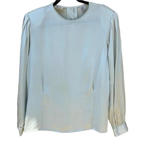 Liz Claiborne Petites Vintage Silk Pleated Shoulder Back Button Blouse - 12P Smart Casual Blouse Liz Claiborne Petites Vintage Silk Pleated Shoulder Back Button Blouse - 12P Smart Casual Blouse