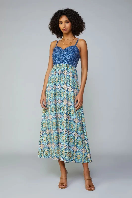 Contrast Quilted Maxi Dress Elegant Pleated Maxi Dress