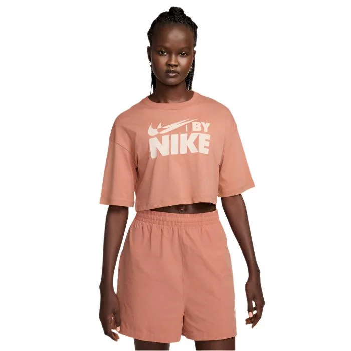 Sportswear Cropped T-Shirt Elegant Classic Vintage