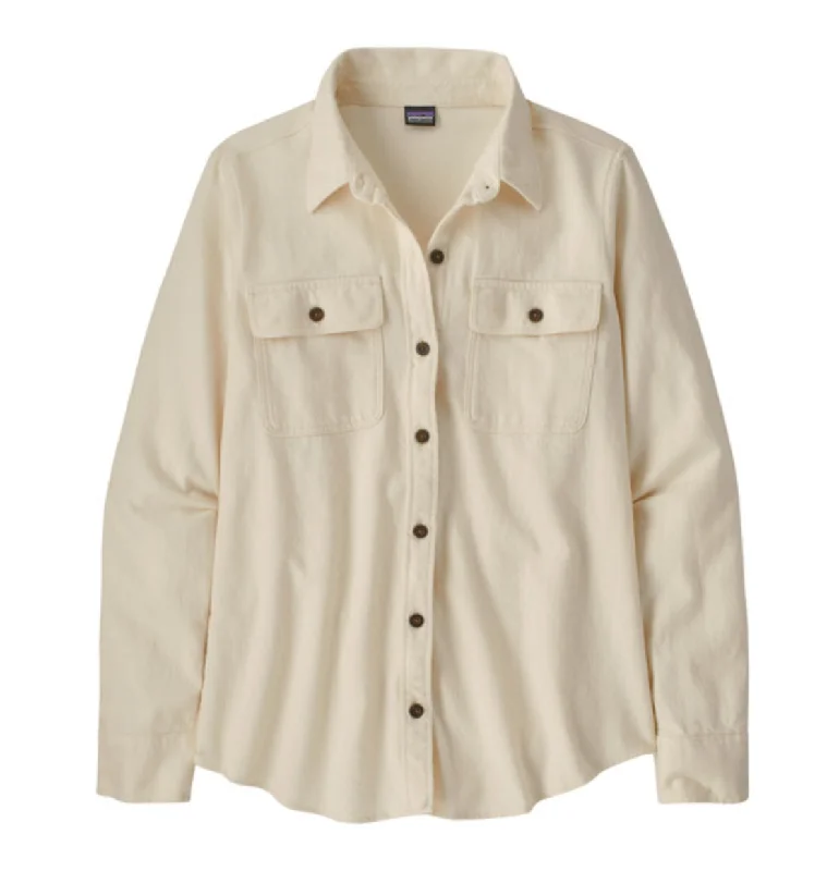 Patagonia Women's Long-Sleeved Organic Cotton Midweight Fjord Flannel Shirt - Undyed Natural Asymmetrical Pockets Print Patagonia Women's Long-Sleeved Organic Cotton Midweight Fjord Flannel Shirt - Undyed Natural Asymmetrical Pockets Print