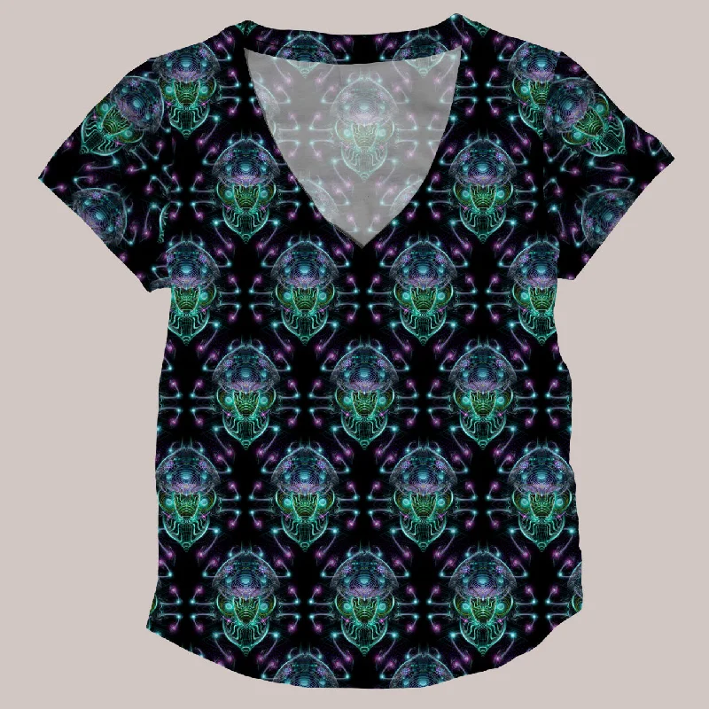 Psychedelic V-Neck Shirt (UV/RGB, Eco-Friendly, Womens) | ILLUMINATRIX Elegant Classic Vintage Psychedelic V-Neck Shirt (UV/RGB, Eco-Friendly, Womens) | ILLUMINATRIX Elegant Classic Vintage