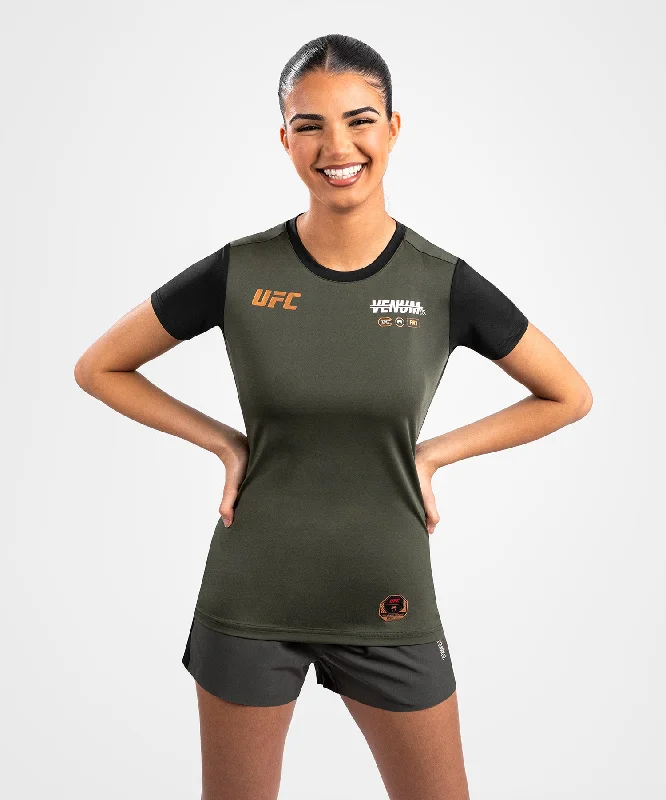 UFC Adrenaline by Venum Fight Week Women’s Dry-Tech T-shirt - Khaki/Bronze Mesh Fabric Canvas Fabric Denim Fabric UFC Adrenaline by Venum Fight Week Women’s Dry-Tech T-shirt - Khaki/Bronze Mesh Fabric Canvas Fabric Denim Fabric
