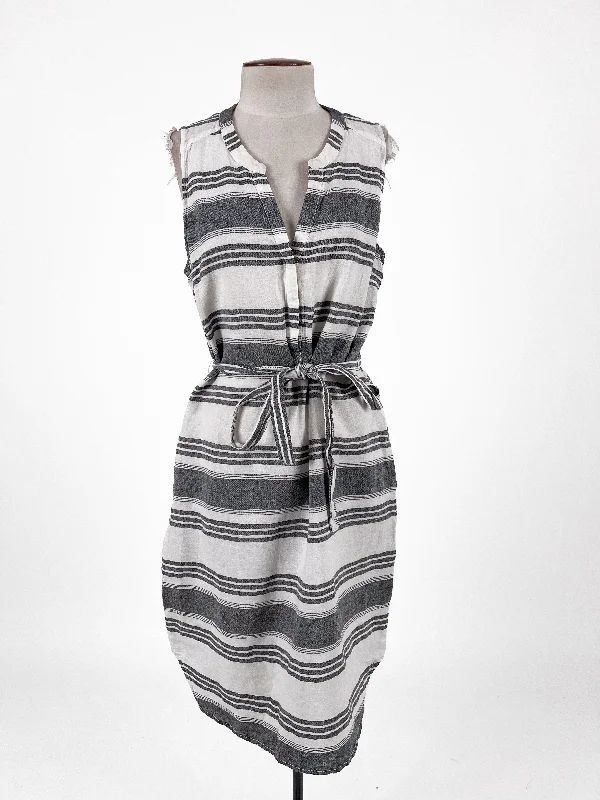 Capture | White Casual Dress | Size 12