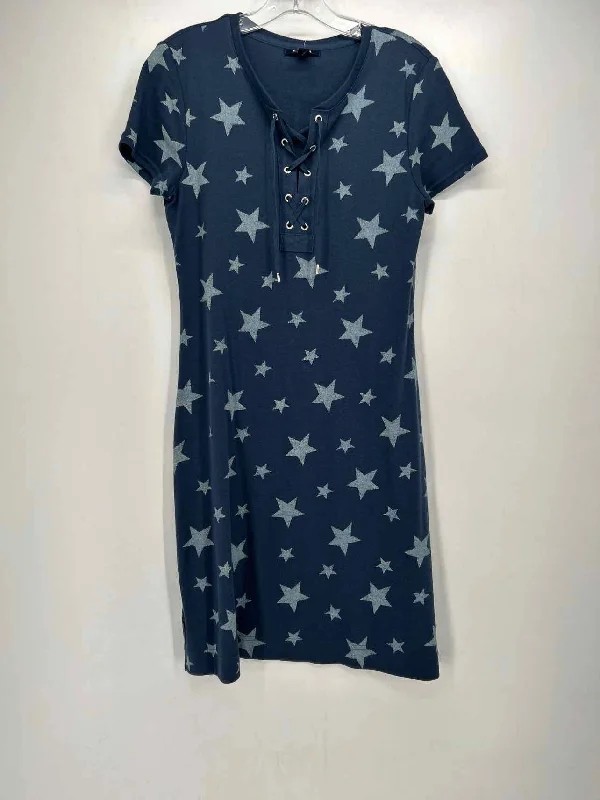 Chaps Size M Stars Dress