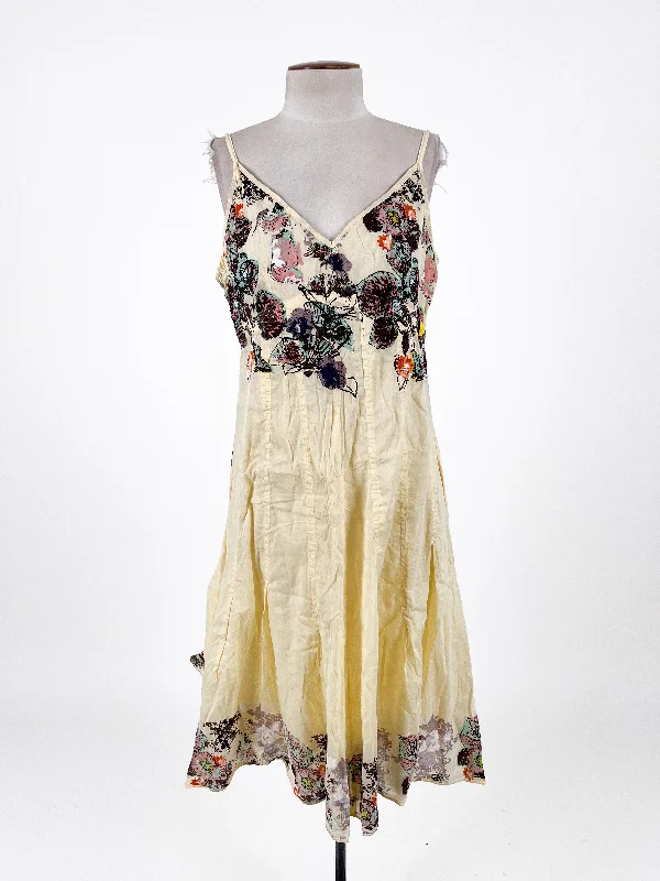 Chilli Pepper | Yellow Casual Dress | Size 12