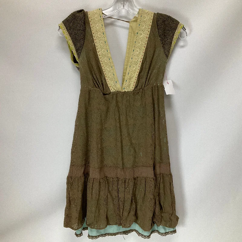 Dress Casual Short By Free People In Brown, Size: 2