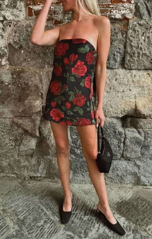Taylor Tube Mini Dress ~ Send Me Roses Fashionable Pleated Mini Dress