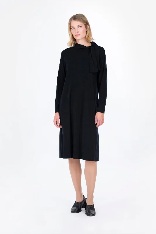 Vaski Dress Black