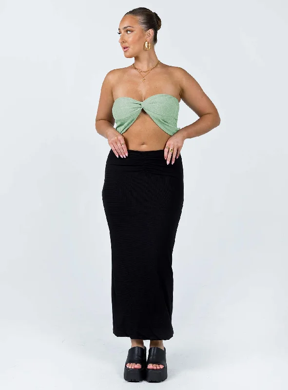 Elidy Maxi Skirt Black ruffled skirt detail
