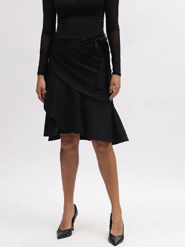 Iconic Women Black Solid Regular Fit Skirt lace skirt intricate