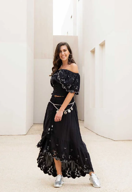 Scalloped Embroidered Long Skirt pleated skirt texture