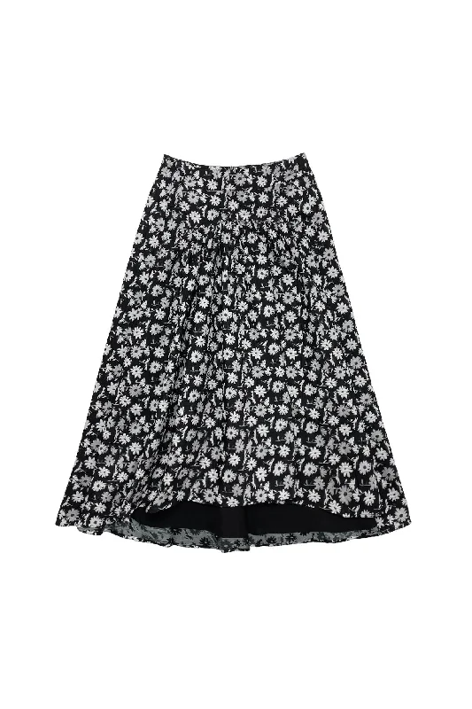 Zaikamoya White Flower Gretchen Skirt lace skirt feminine